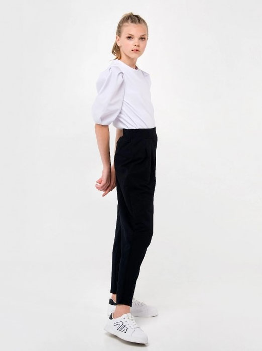 Трикотажні брюки з защипами для дівчинки SMIL чорні 115493/115494 - фото