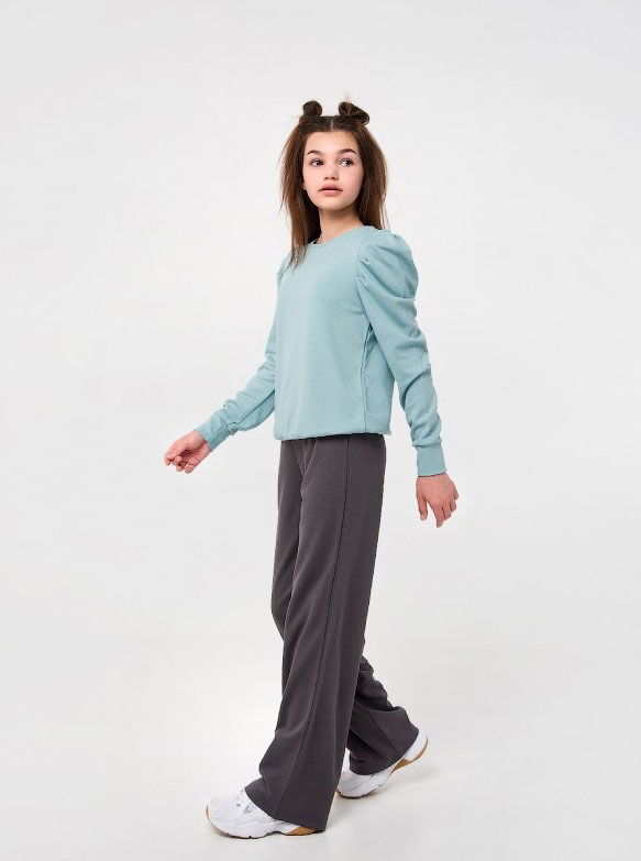 Трикотажные брюки-палаццо для девочки SMIL серые 115495 - фото