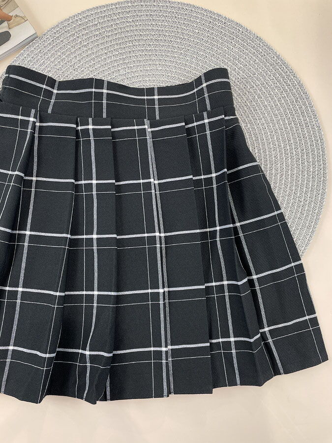 Школьная юбка в клетку Mevis черная 5218-01 - фото