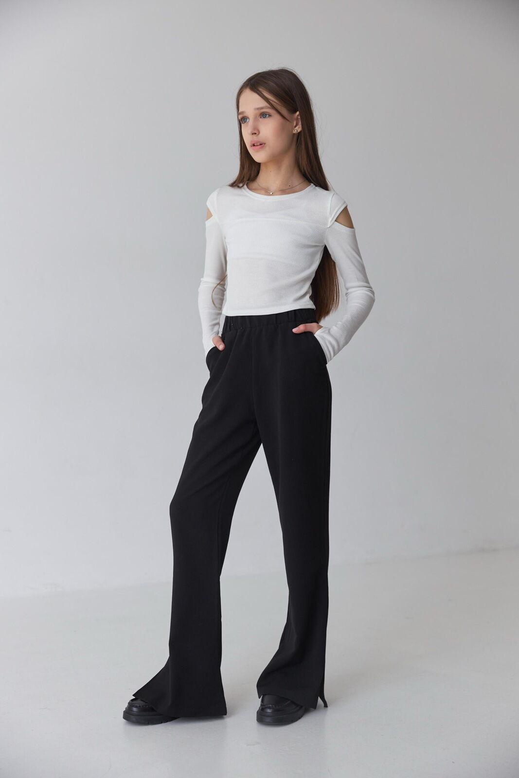 Брючки-клеш для девочки Valza черные 3412 - фото