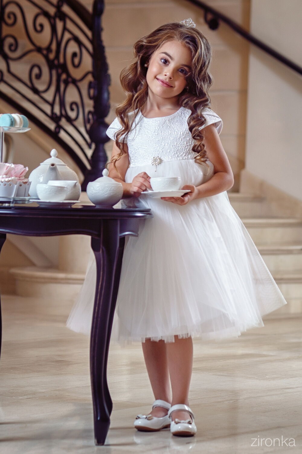 Платье нарядное для девочки Zironka белое 38-7005-2 - цена