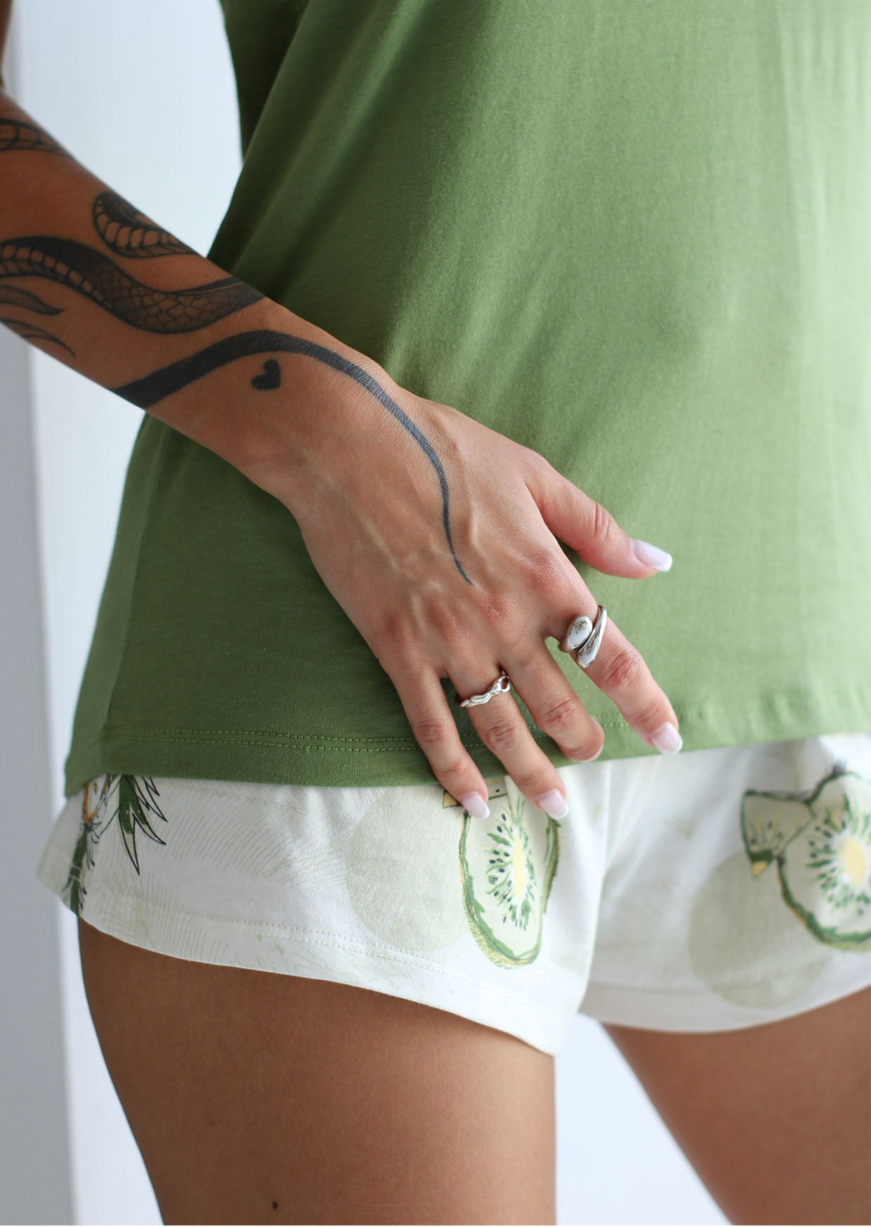 Пижама женская Leinle Pineapple фисташковая 1552-12007 - размеры