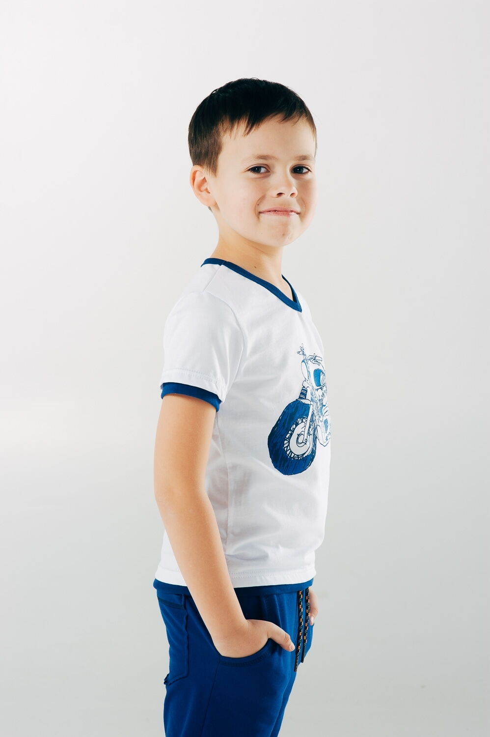 Футболка для мальчика SMIL Мечтатели белая 110491 - размеры