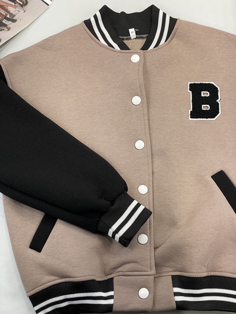 Теплый бомбер оверсайз для девочки бежевый 0709 - фото