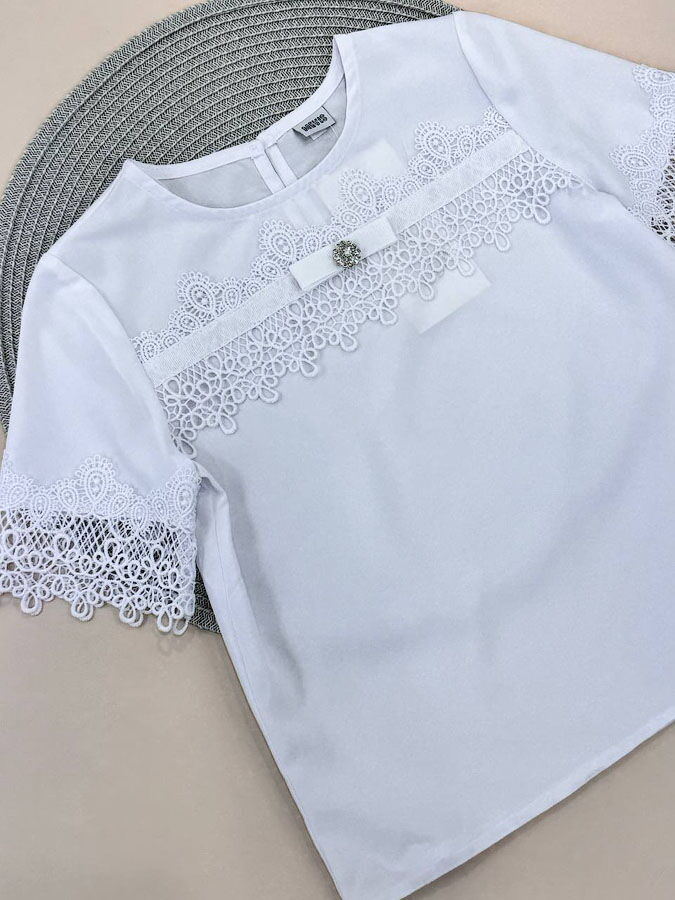Блузка с кружевом для девочки Mevis белая 5035-02 - фотография