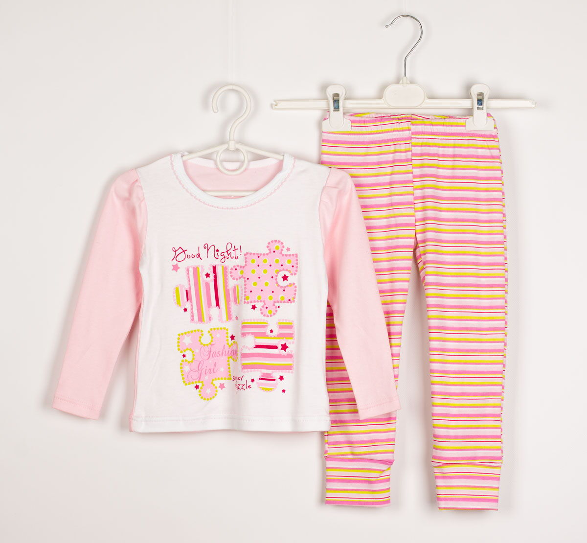 Пижама для девочки Фламинго Пазлы белая 245-222 - цена
