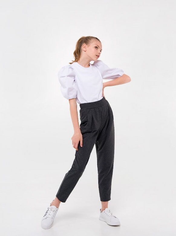 Трикотажные брюки с защипами для девочки SMIL темно-серый меланж 115493/115494 - фото