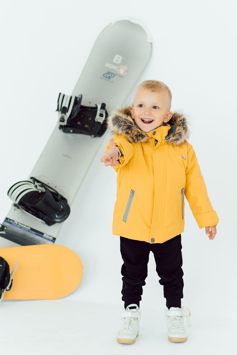 Зимняя мембранная куртка для мальчика DC Kids Росс желтая - фото