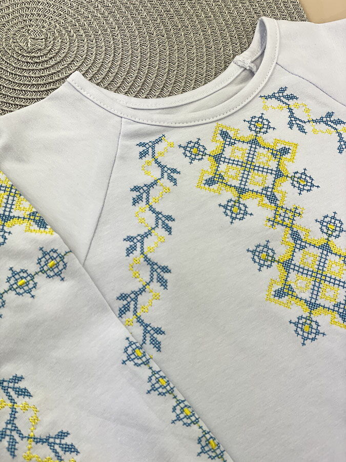 Вышиванка для девочки Фламинго белая с желто-голубым 337-417 - размеры