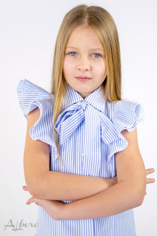 Блузка с бантом для девочки Albero голубая 5064 - фотография