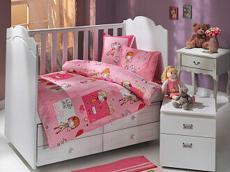 Комплект постельного белья в детскую кроватку HOBBY City Girl розовый 100*150/2*35*45 - цена