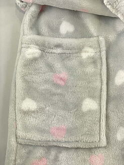 Халат вельсофт для девочки Фламинго Сердечки серый 884-912 - фотография
