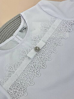 Блузка с кружевом для девочки Mevis молочная 5035-01 - размеры