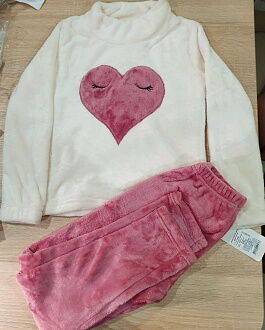 Пижама флисовая для девочки Фламинго Сердечко молочная 875-909 - цена