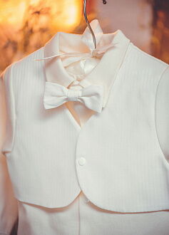 Нарядный костюм для мальчика HappyTOT кремовый 646В - купить